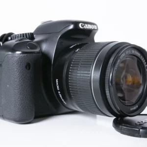 canon eos 550d með 18 55mm linsu