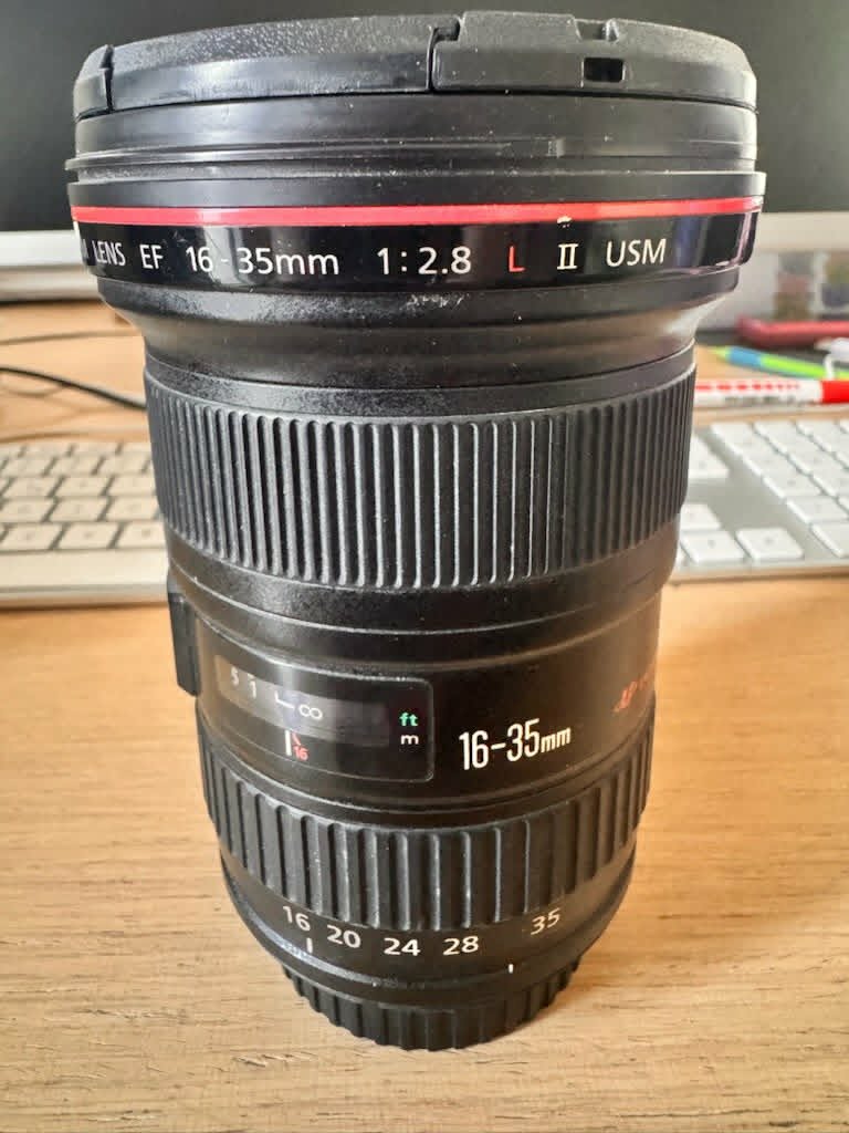 Canon EF 16-35mm f/2.8L II USM – Professional Ultra Wide Zoom - Image 2