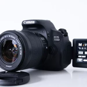 Canon EOS 700D tvílinsupakki, aðeins 11.298 smellir