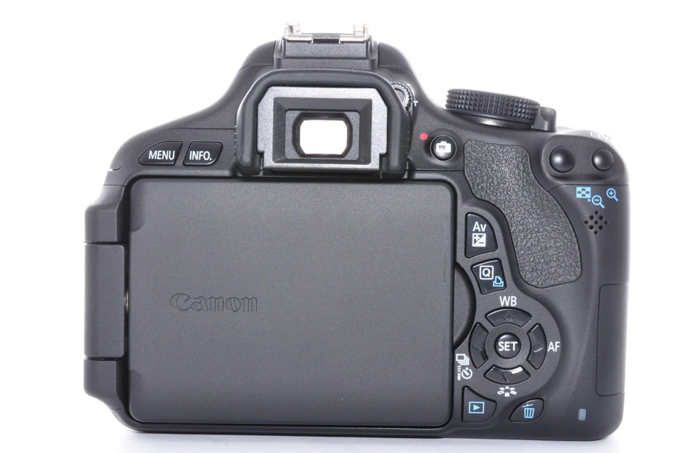 Canon EOS 600D tvílinsupakki með aðeins 38 smellum - Image 3