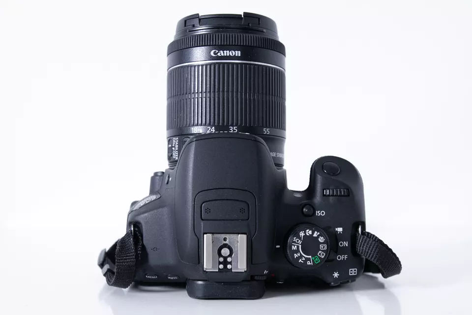 Canon EOS 700D tvílinsupakki, aðeins 11.298 smellir - Image 4